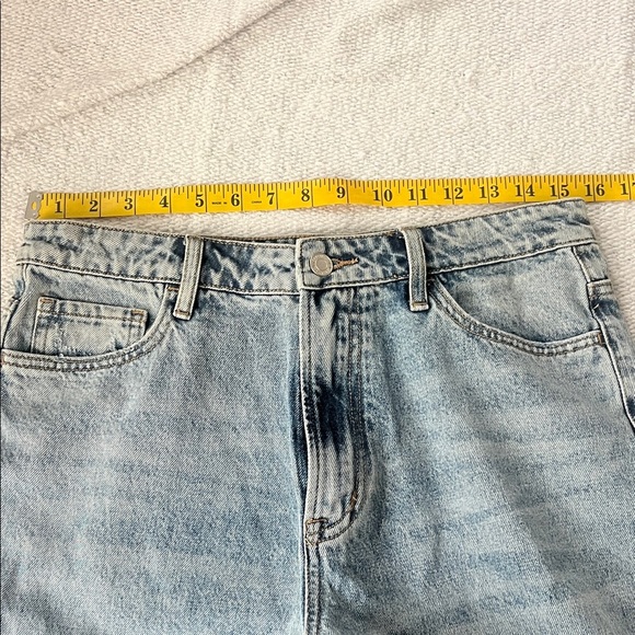 Vervet Women's Straight Leg Jeans - Distressed Blue - Picture 4 of 6